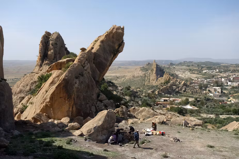 d الأوروبيون سافروا خلال العصر الحجري عبر البحر ووصلوا إلى شمال افريقيا